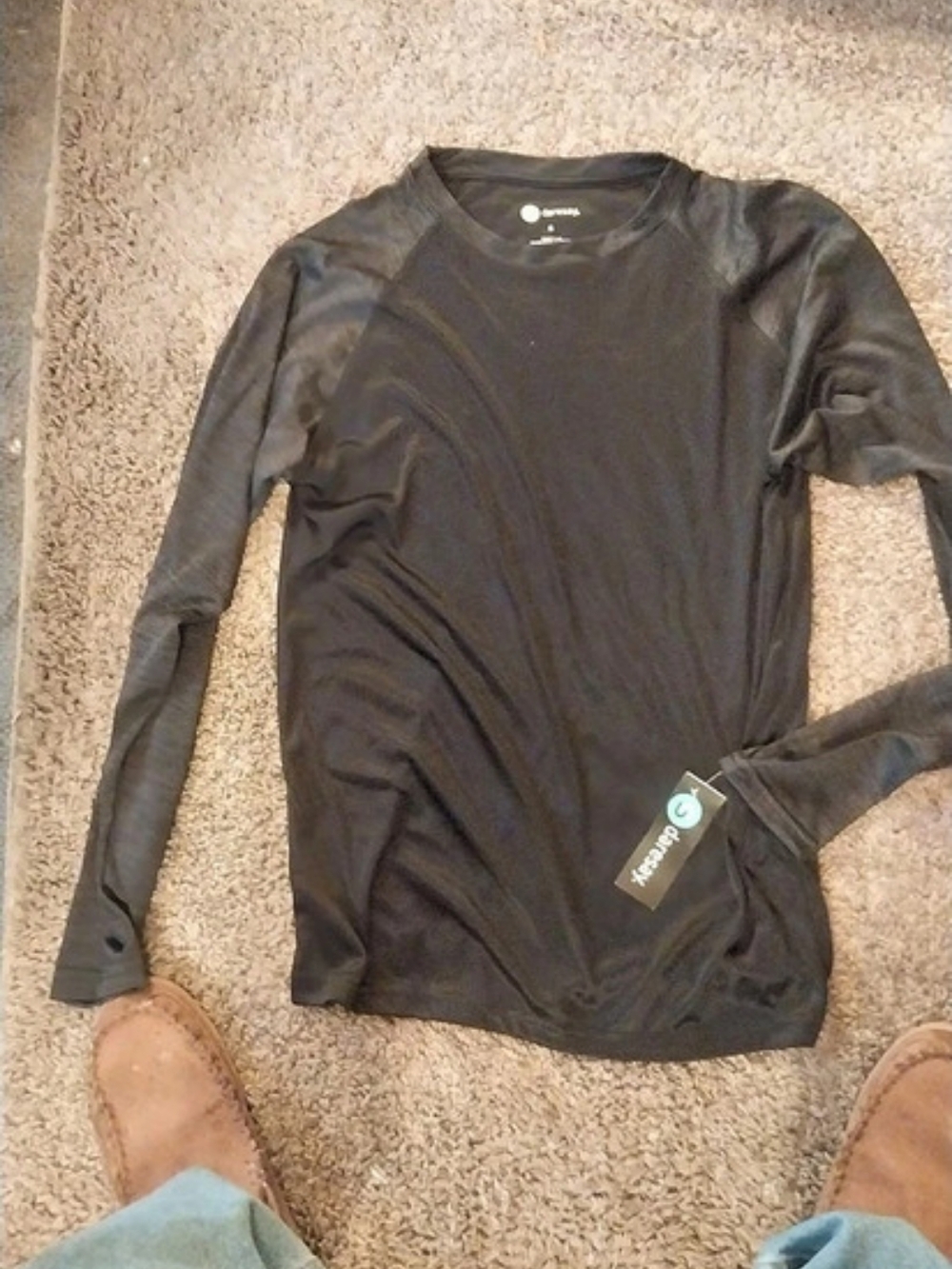 dare2b Long Sleeve Athletic Top in Black Size Small NWT